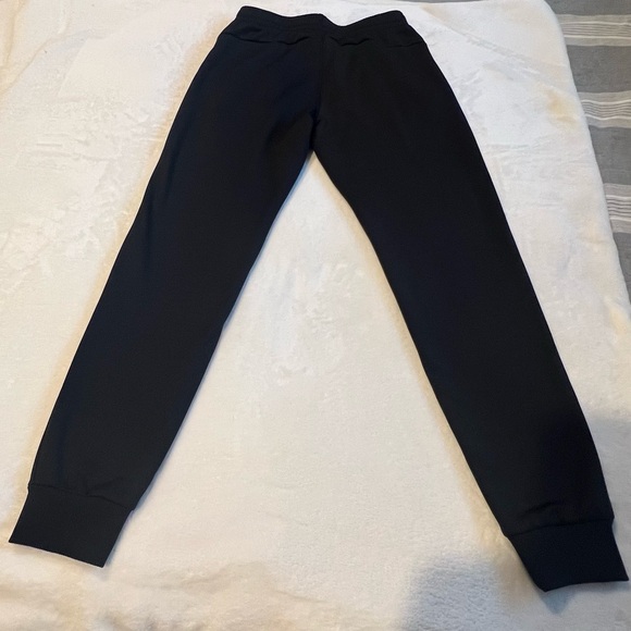 CCM HOCKEY TEAM FLEECED CUFFED JOGGER - Black, size Youth Large HOCKEY - Picture 3 of 12